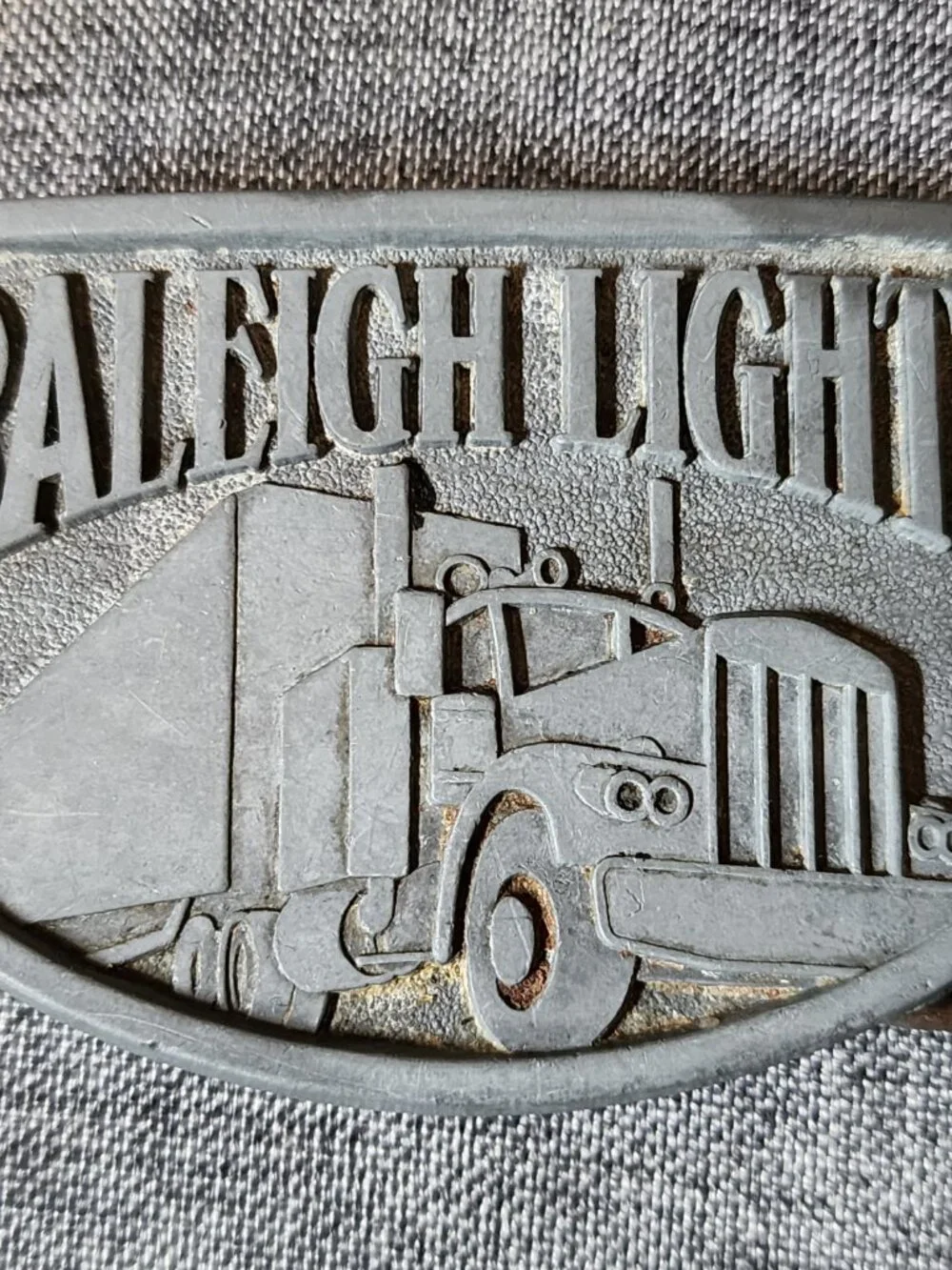Vintage Raleigh Lights Semi Truck Big Rig Trucker Silver Metal Belt Buckle